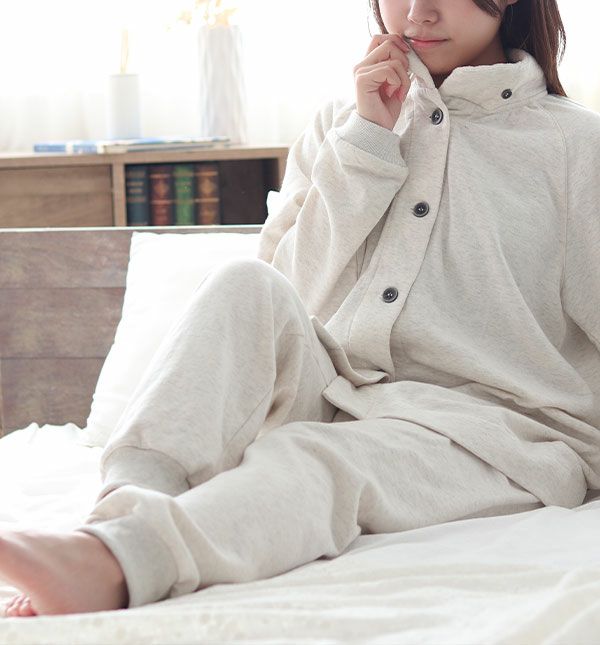 ヒートネックコットンレディースパジャマ 上下セット・長袖/前開き/立ち襟