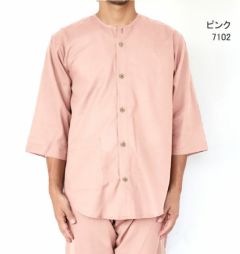 ピンク