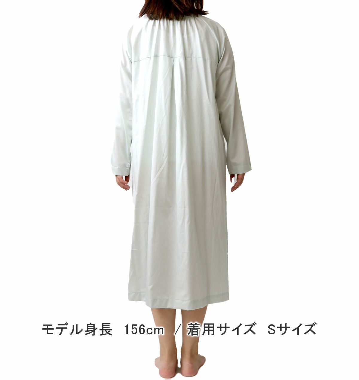 ネイビー
